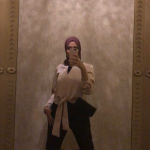 Meet your Posher, Malak